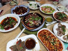 -洪霞餐馆