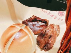 -鸽子侯·家宴·平价海鲜(市图书馆店)