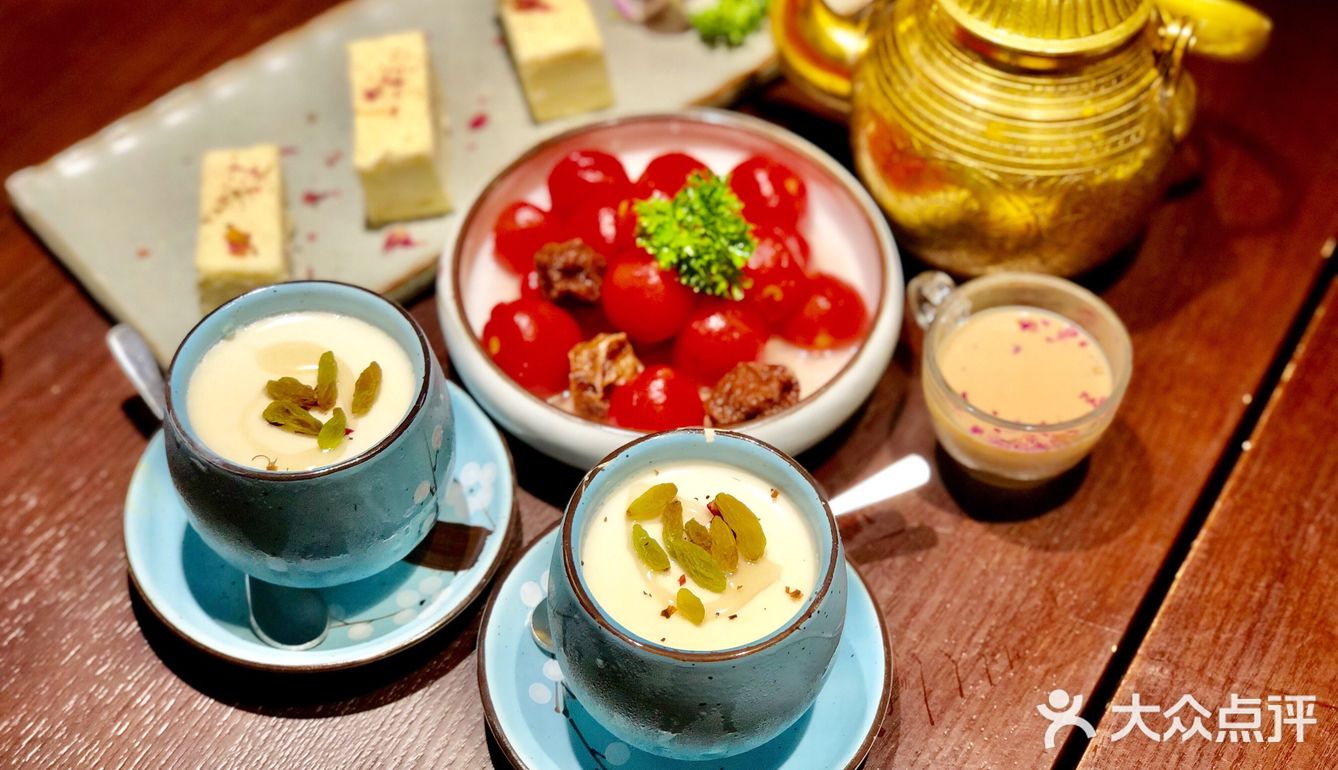 超级正宗的新疆菜餐厅[礼花]
