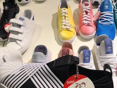 -东荟城名店仓