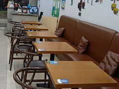 用餐区-爱乐信甜品(石湾店)
