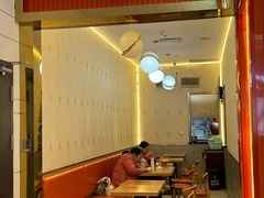 门面-白玉兰食品甜凤店(合生汇店)