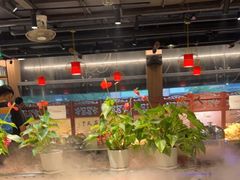 大堂-牛里牛气· 榴莲海鲜鲜牛肉自助火锅·烤肉(横岗店)