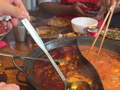 -萍姐火锅·公路夜市(武汉首店)