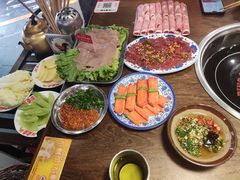 -萍姐火锅·公路夜市(武汉首店)