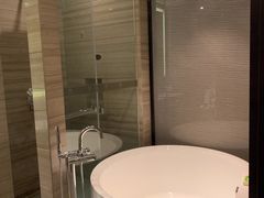 -珠海棕泉水疗酒店(拱北口岸高铁站店)