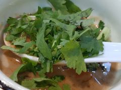-老北京热气涮羊肉·小龙虾·烤鱼(呼玛路店)