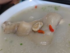 蹄花汤-洪大妈·黄鱼面(金山嘴渔村店)
