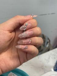 -尤米一站式美甲美睫