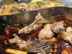 -肖肖酸萝卜鱼火锅(总店)