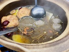 -广味炭炉鸡煲(宝业路分店)