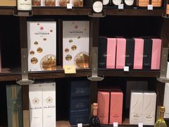 -戴高乐机场免税店(BuY PARIS DUTY FREE)