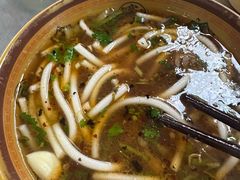 -花溪牛肉粉(八鸽岩店)
