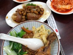 -胡须张鲁肉饭(台北大安店)
