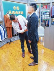 点击看大图 -香港威德诚洋服BESPOKE西服西装高级定制(上海湾一店)
