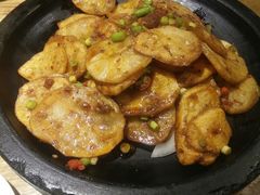 -九锅一堂酸菜鱼(万达广场店)