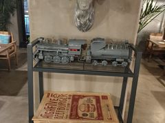 -HIGH FIVE哈福手工汉堡(桂林路店)