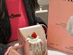 -HOT CRUSH趁热集合·现烤面包(环球港店)