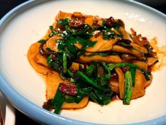 -福照楼汽锅鸡·云南菜(火车站锦江店)