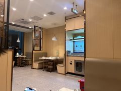 -七欣天香辣蟹火锅(闵行浦江欢乐颂店)