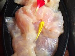 -老牌坊云南鱼豆花火锅(嵩山店)