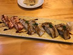 人气三种炙烤寿司拼盘-水之惠鲜鱼料理(王府大街店)