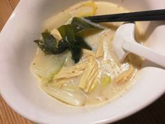 -不二烫捞麻辣烫(白云凯德店)