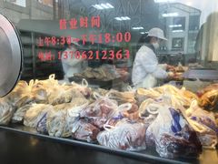 -陆稿荐观前街店