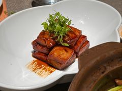-虹潮荟·餐桌上的美食地理(太阳宫店)