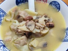 -杨伯英传统杂酱面