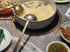 -禄婶鸡煲·打边炉