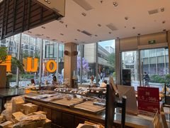 -OUR Bakery(中海环宇荟店)