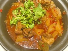 -土砂锅生态山庄·非遗砂锅雅鱼