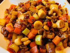 -赶海部落海鲜城(海阳路店)