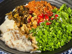 豆花米线-滇道云南特色料理(康定路店)
