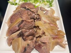 带皮狗肉-英子补身汤(海兰路店)