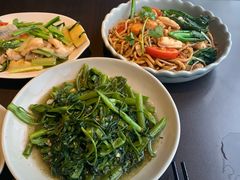 -大头虾越式风味餐厅(光明广场店)