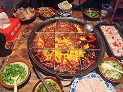 -周小明火锅(黑金冠社区店)