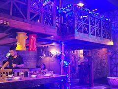 -爱啤精酿·民谣酒馆(滨江店)