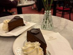 -Cafe Sacher(WIEN)