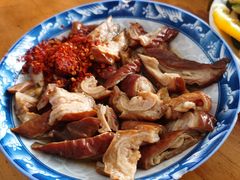 卤肥肠-赵姐猪耳朵饭店