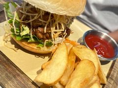 手撕猪肉汉堡-魏客咖啡(中铁中心店)