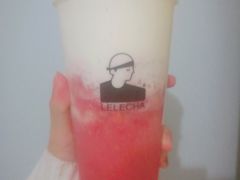 草莓桃子酪酪-LELECHA乐乐茶(美罗城店)