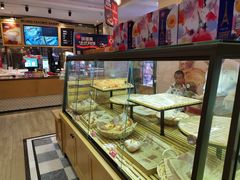面包甜点陈列柜-味多美蛋糕(古城店)