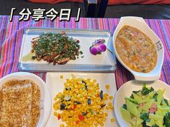 -香巴拉云南餐厅(华莱坞店)
