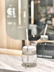 -HAIR CORNER