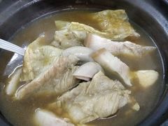 -明记烧鱼美味店