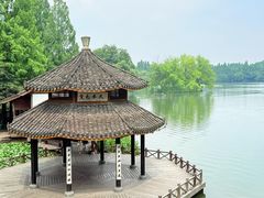 -方快PLUS照相馆(大上海时代广场店)