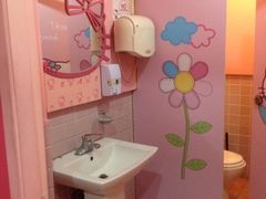iphone_upload_pic-Hello Kitty Cafe(弘大店)