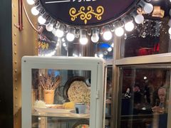 -玛格萝妮(汇智国际商业中心店)